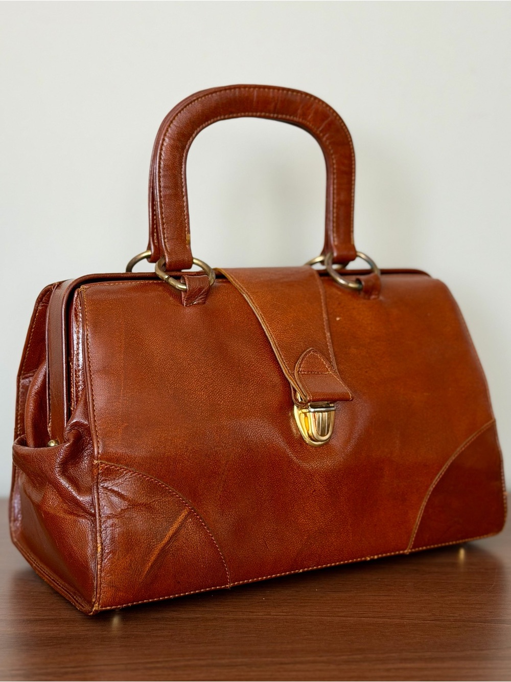 Vintage Palizzio Cognac Brown Leather Doctor Bag